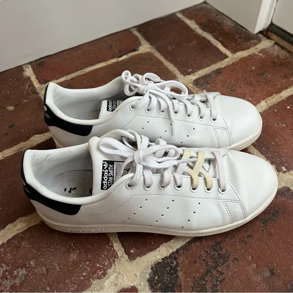 Adidas Stan Smith sneakers white with navy